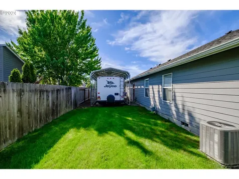 1398 Bentley Street E Monmouth OR 97361
