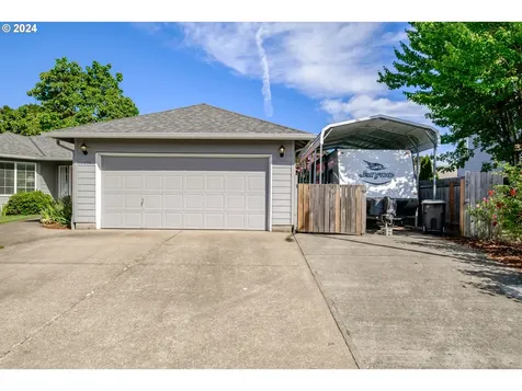 1398 Bentley Street E Monmouth OR 97361