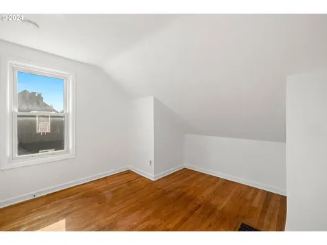 3137 N Kilpatrick Street Portland OR 97217