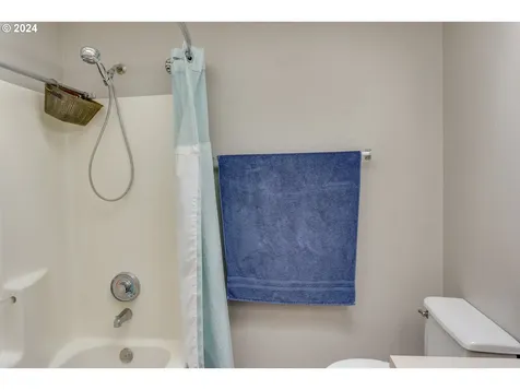21108 NW Cannes Drive Portland OR 97229