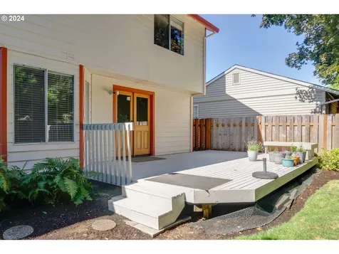 21108 NW Cannes Drive Portland OR 97229