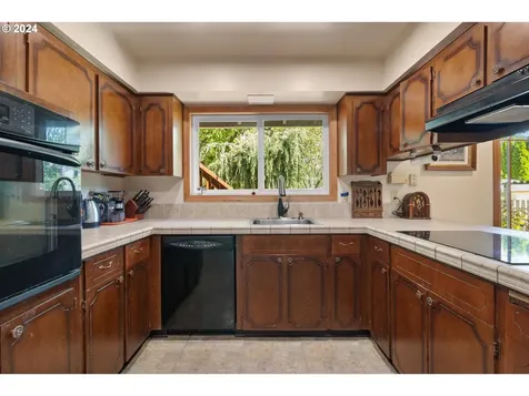19525 Sw Cascadia Street Beaverton OR 97078