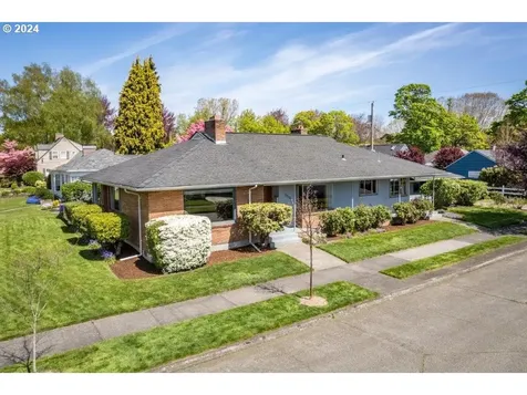 2324 Larch Street Longview WA 98632