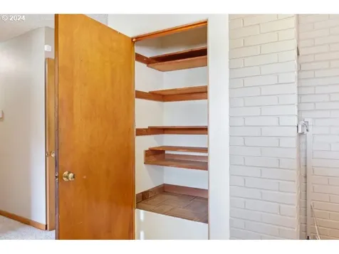 2324 Larch Street Longview WA 98632