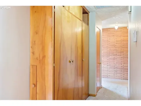 2324 Larch Street Longview WA 98632