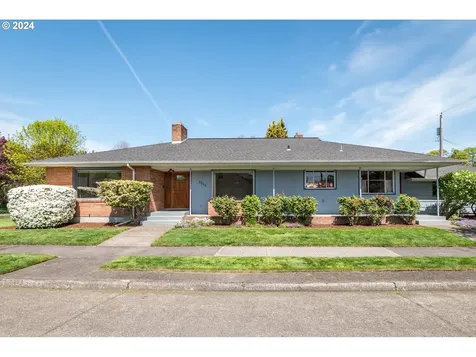 2324 Larch Street Longview WA 98632