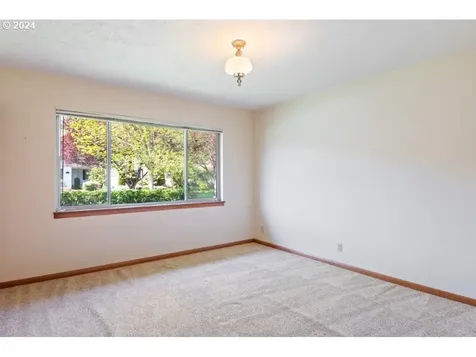 2324 Larch Street Longview WA 98632