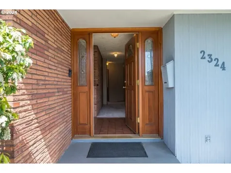 2324 Larch Street Longview WA 98632