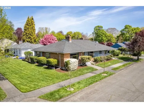 2324 Larch Street Longview WA 98632