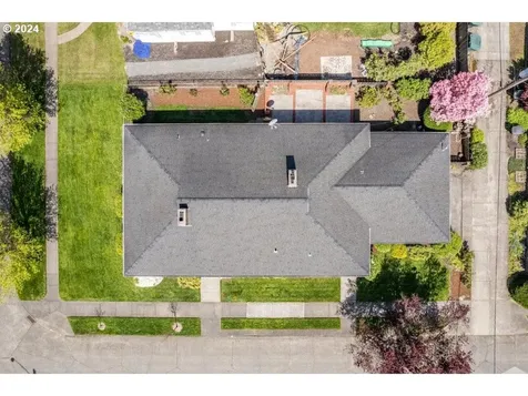 2324 Larch Street Longview WA 98632