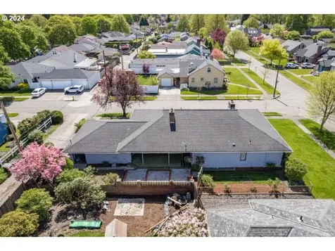 2324 Larch Street Longview WA 98632