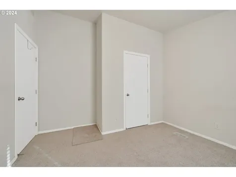 18305 Nestucca Drive Cloverdale OR 97112