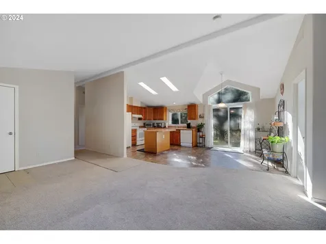 18305 Nestucca Drive Cloverdale OR 97112