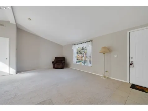 18305 Nestucca Drive Cloverdale OR 97112