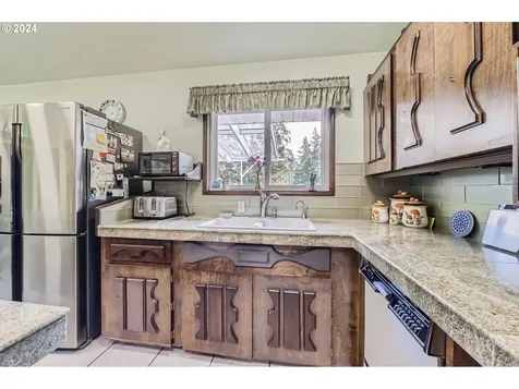 737 NE 277th Avenue Camas WA 98607