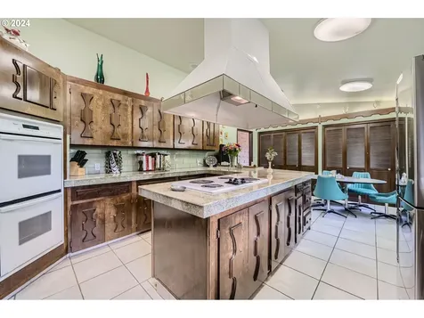 737 NE 277th Avenue Camas WA 98607