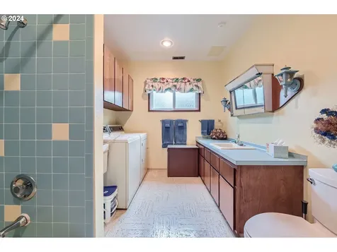 737 NE 277th Avenue Camas WA 98607