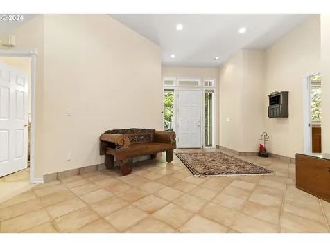 61841 E Salmon Street Brightwood OR 97011