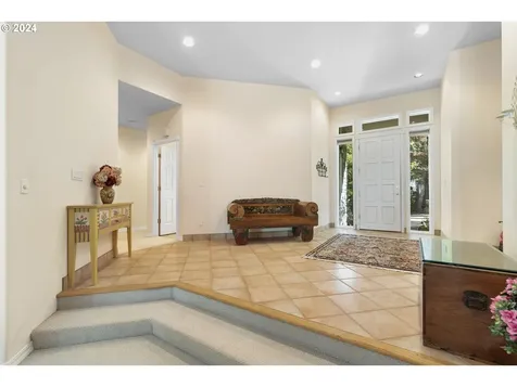 61841 E Salmon Street Brightwood OR 97011