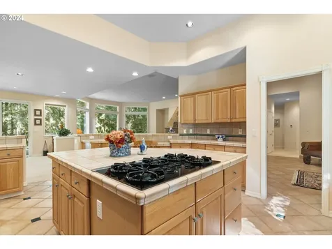61841 E Salmon Street Brightwood OR 97011