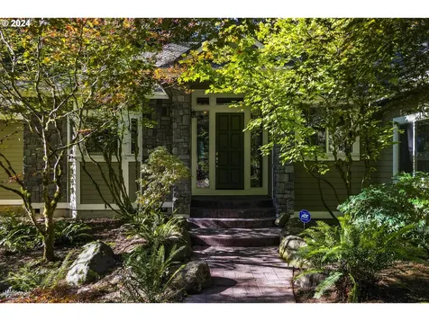 61841 E Salmon Street Brightwood OR 97011