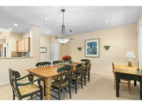 61841 E Salmon Street Brightwood OR 97011