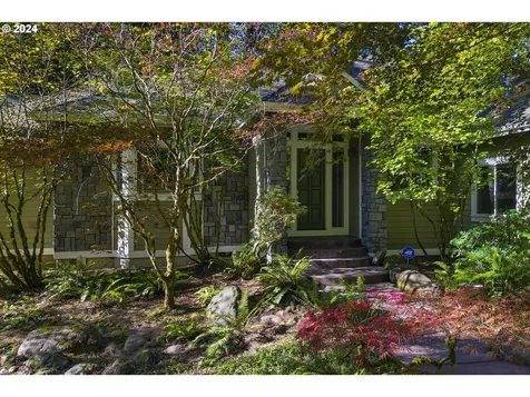 61841 E Salmon Street Brightwood OR 97011