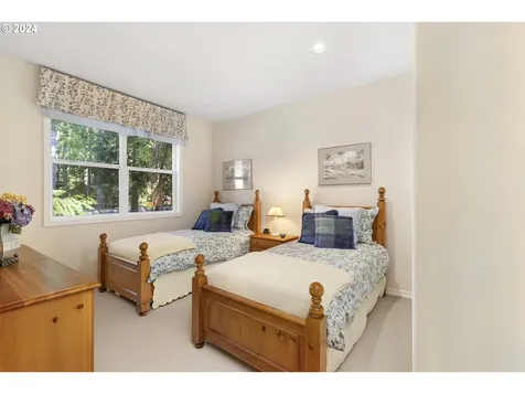 61841 E Salmon Street Brightwood OR 97011