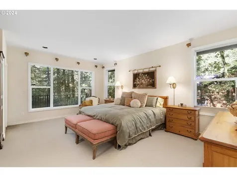 61841 E Salmon Street Brightwood OR 97011
