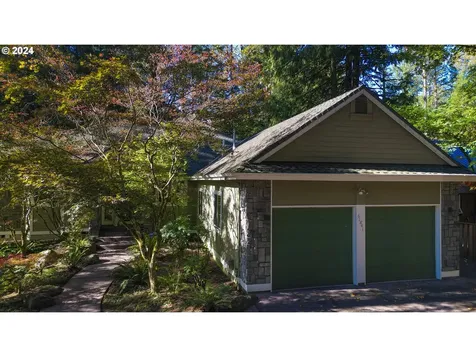 61841 E Salmon Street Brightwood OR 97011
