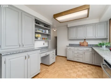 1312 Hammock Street Eugene OR 97401