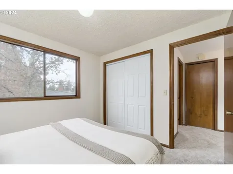 1312 Hammock Street Eugene OR 97401