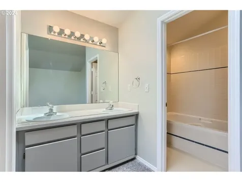 12512 Sw 114th Terrace Portland OR 97223