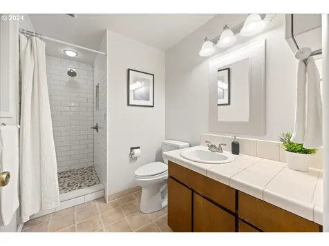 5040 Sw 184th Avenue Beaverton OR 97078