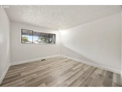 5040 Sw 184th Avenue Beaverton OR 97078
