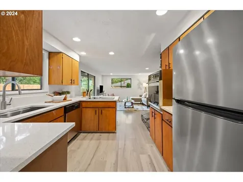 5040 Sw 184th Avenue Beaverton OR 97078