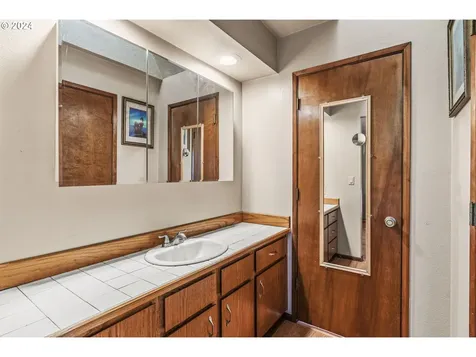 2424 50th Avenue Longview WA 98632