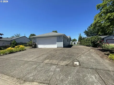 2880 S 7th Place Lebanon OR 97355