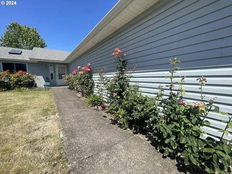2880 S 7th Place Lebanon OR 97355