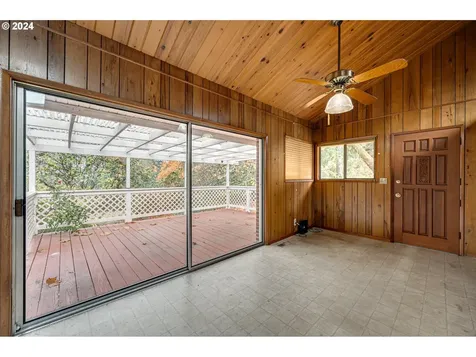 14608 NE 18th Street Vancouver WA 98684