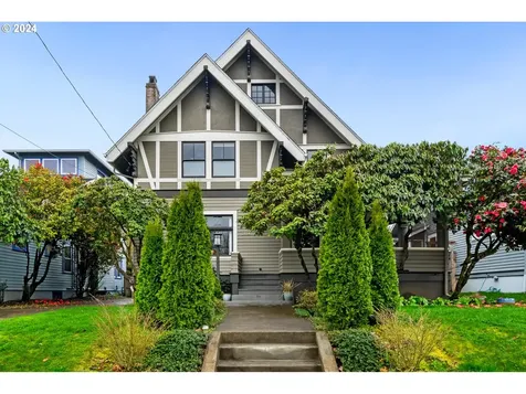 2814 Ne Skidmore Street Portland OR 97211