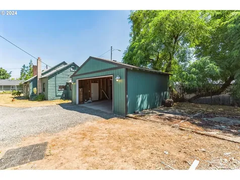 604 Holmes Lane Oregon City OR 97045