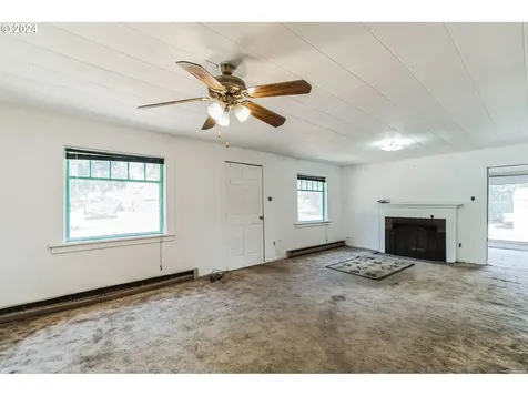 604 Holmes Lane Oregon City OR 97045