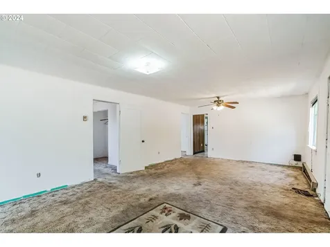 604 Holmes Lane Oregon City OR 97045