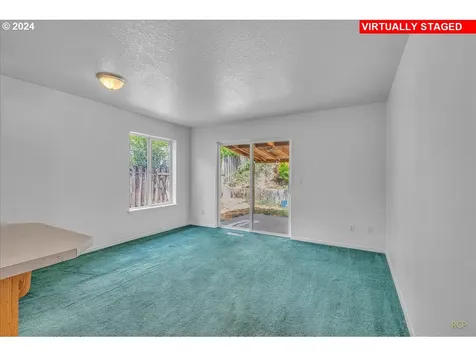 1557 NE 27th Terrace Gresham OR 97030