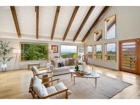 20100 Ne Kings Grade Newberg OR 97132