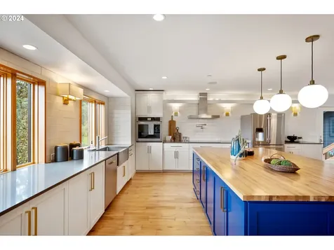 20100 Ne Kings Grade Newberg OR 97132