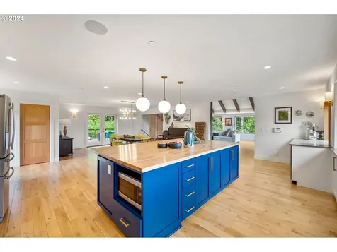 20100 Ne Kings Grade Newberg OR 97132