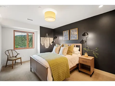 20100 Ne Kings Grade Newberg OR 97132