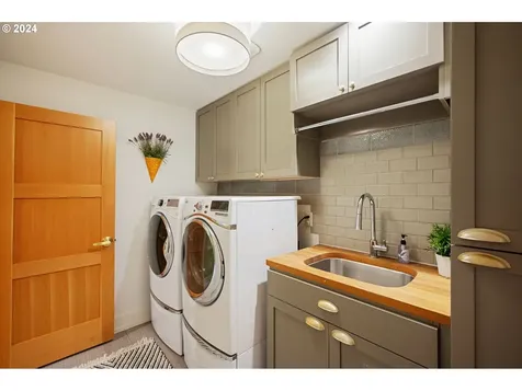 20100 Ne Kings Grade Newberg OR 97132